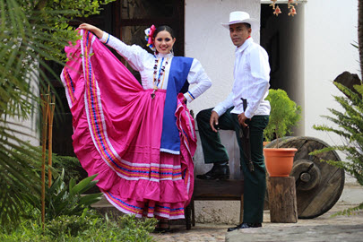 Traje criollo o colonial de la municipio de Camasca